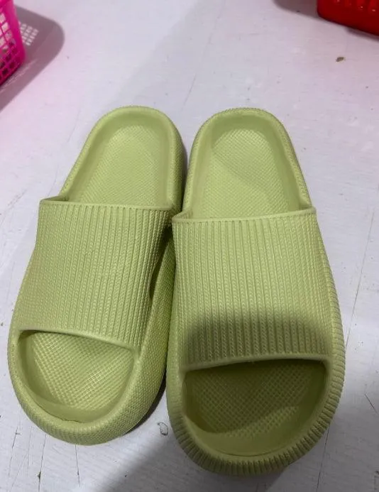 Comfortable Unisex EVA Toe Slippers