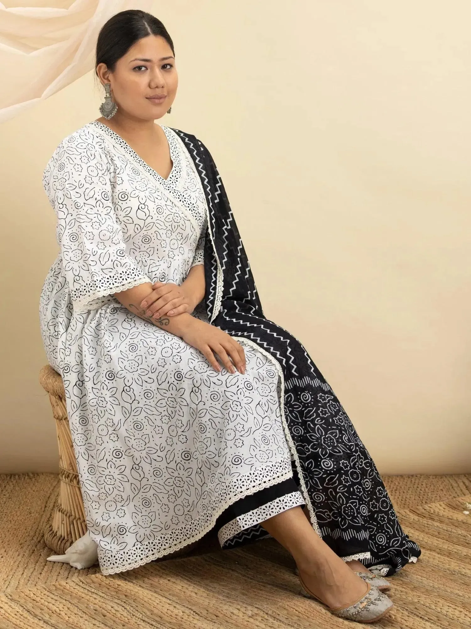 Plus Size Off-White Printed Cotton Anarkali Kurta With Palazzos & Dupatta